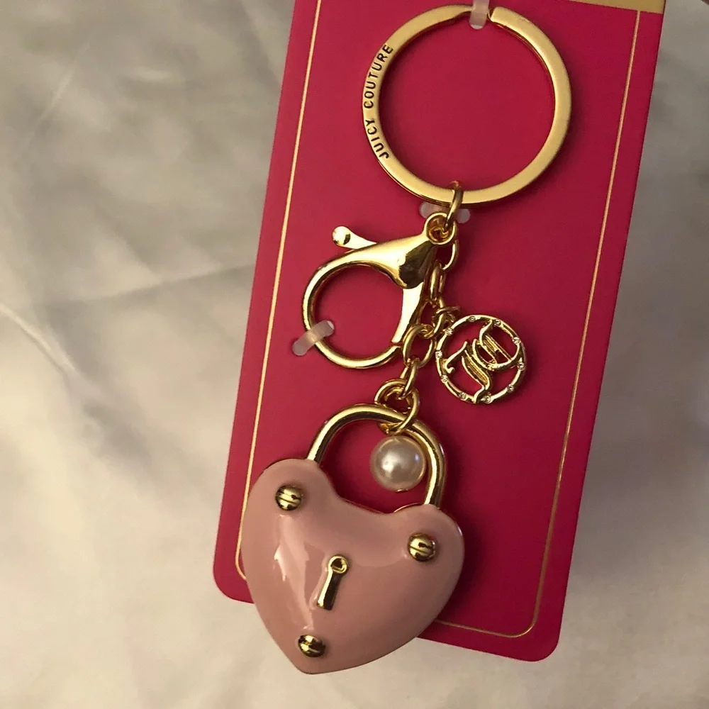 Juicy Couture Gold Tone & Pink Enamel Padlock Heart Keychain Bag Charm NWT